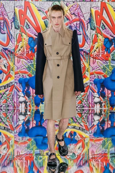 Look 26